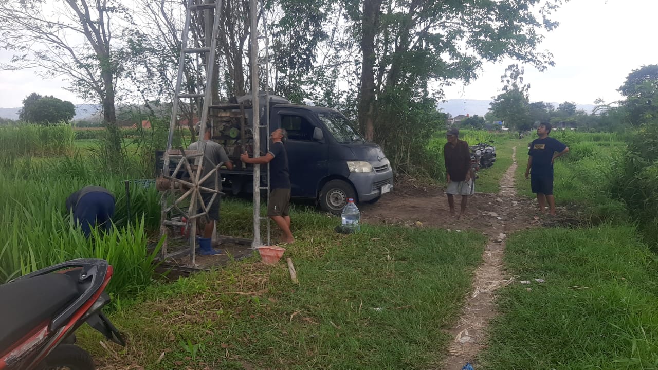 Pemasangan pipa casing sumur bor Jogja